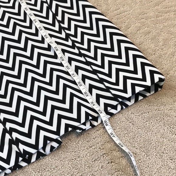 Chevron zigzag bodycon dress - Picture 5 of 6